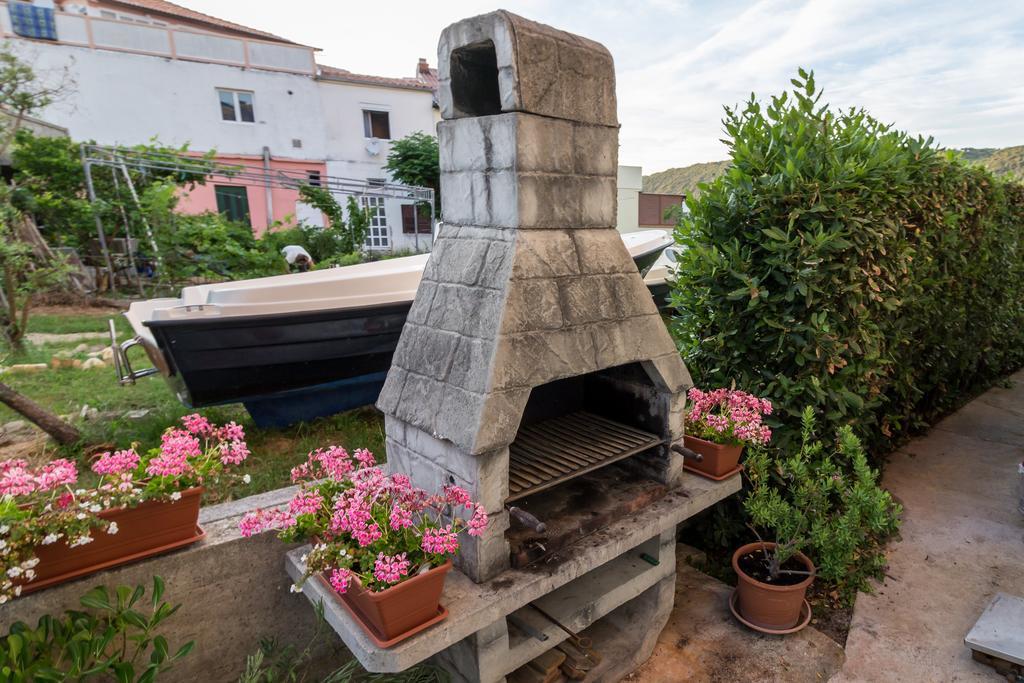 Tomulic Jasna I Miljenko Supetarska Draga Exterior foto